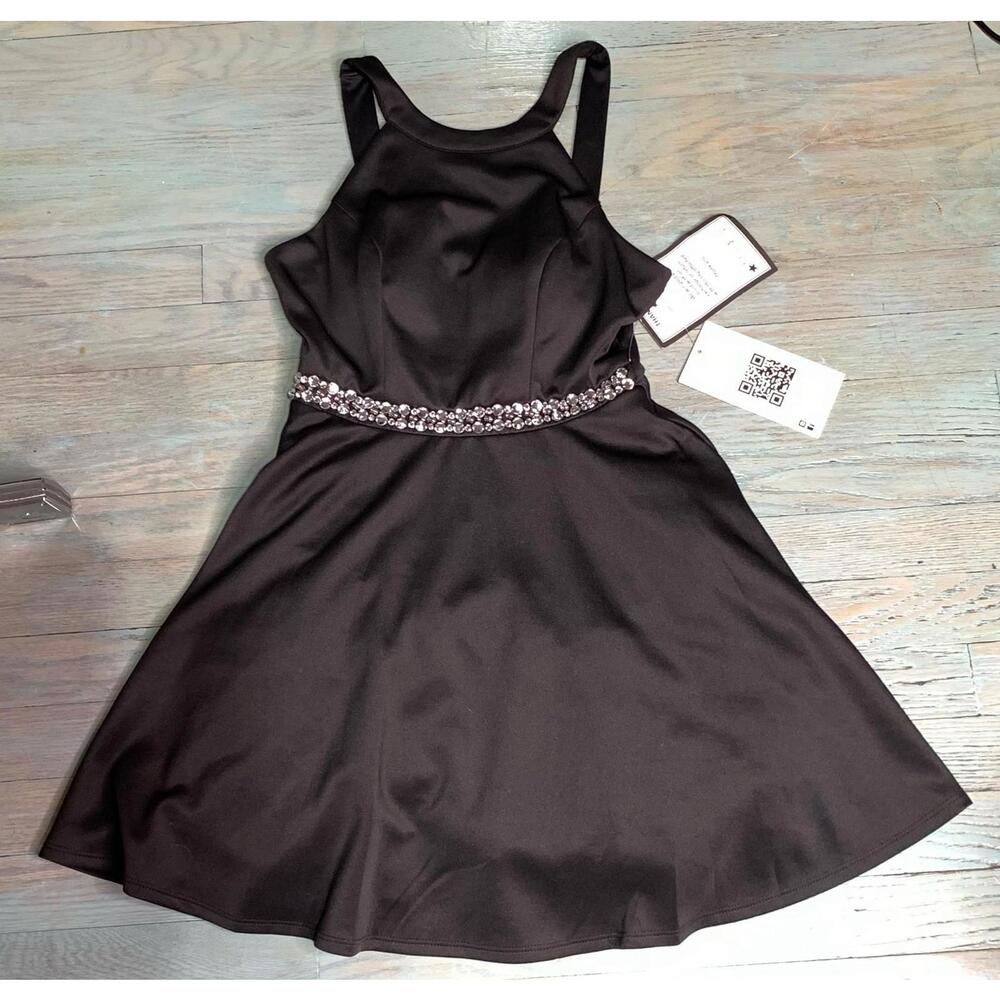 Emerald Sundae NWT Black With White Edges Size 1 Halter Mini Dress